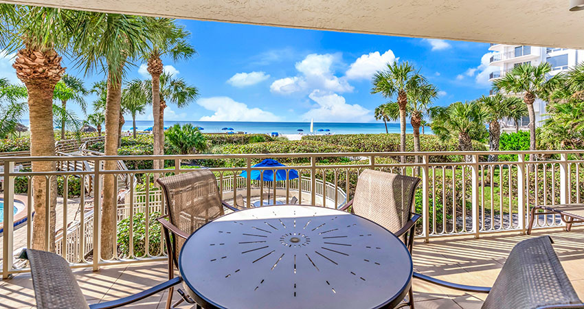 Veranda Beach Club of Longboat, balcony view of the Gulf of Mexico